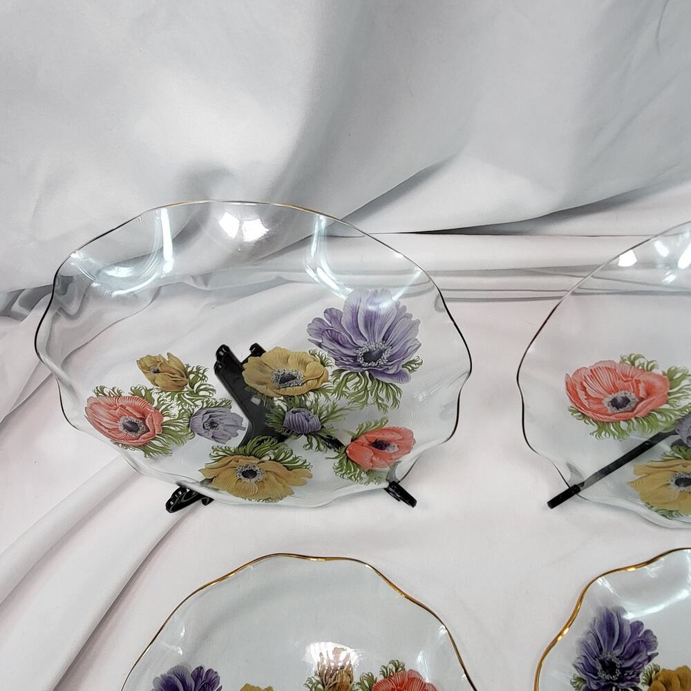 Chance Glass Anemone Floral 8" Luncheon Plates Set of 4 Scallop Edge Gold Rim - Picture 15 of 16